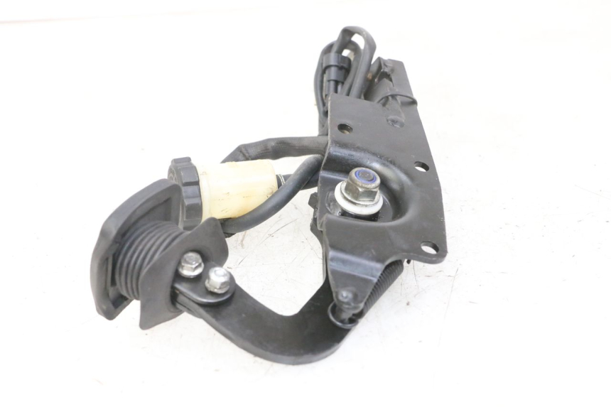 photo de PEDALE DE FREIN PIAGGIO MP3 LT 400 (2007 - 2012)