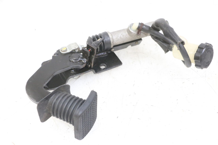 photo de PEDALE DE FREIN  PIAGGIO MP3 LT 300 (2010 - 2016) - Autre angle de vue