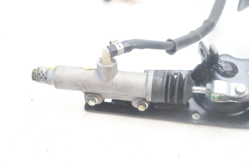 photo de PEDALE DE FREIN  PIAGGIO MP3 500 (2016 - 2018) - Détail de la pièce