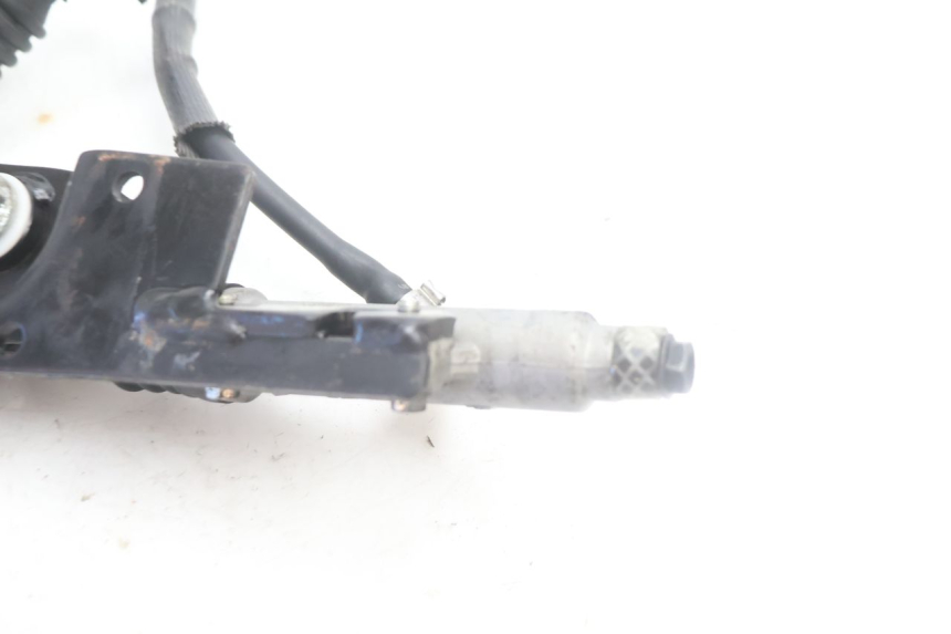 photo de PEDALE DE FREIN  PIAGGIO MP3 500 (2016 - 2018) - Points de fixation
