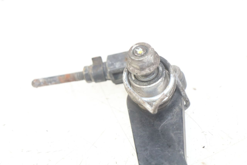 photo de PEDALE DE FREIN  APRILIA SX 50 (2011 - 2017) - Gros plan technique