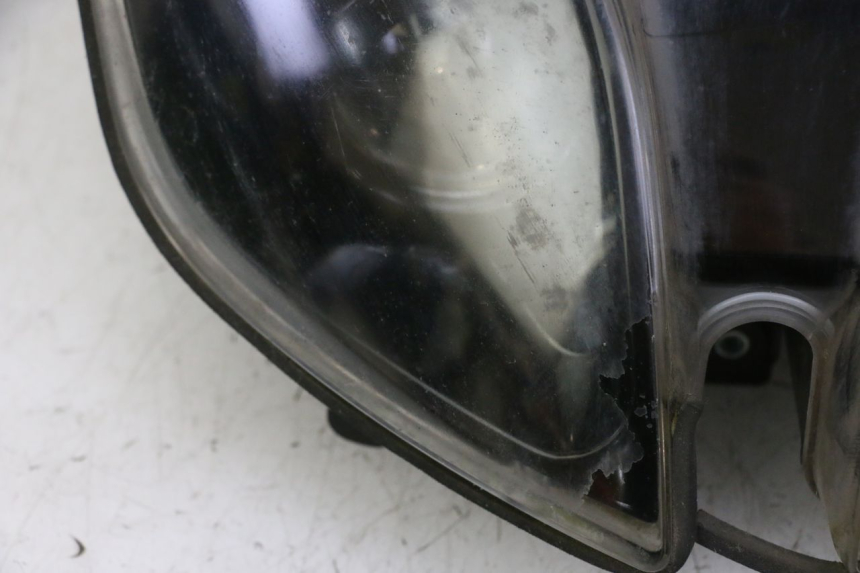 photo de PHARE AVANT QUADRO 4 4D 350 (2015 - 2018)