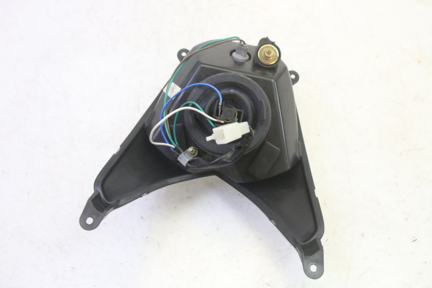 photo de PHARE AVANT KYMCO AGILITY 4T 50 (2018 - 2022) - Points de fixation