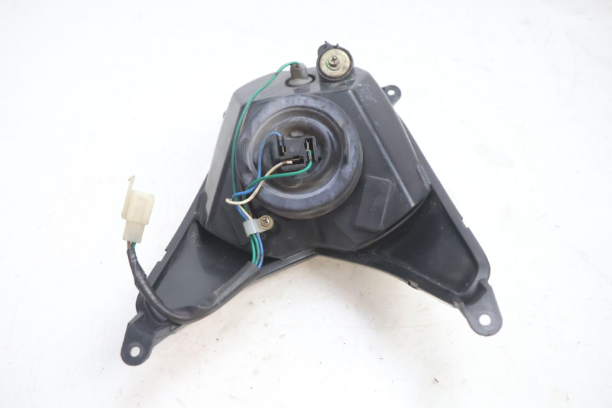 photo de PHARE AVANT KYMCO AGILITY 4T 50 (2005 - 2018) - Points de fixation