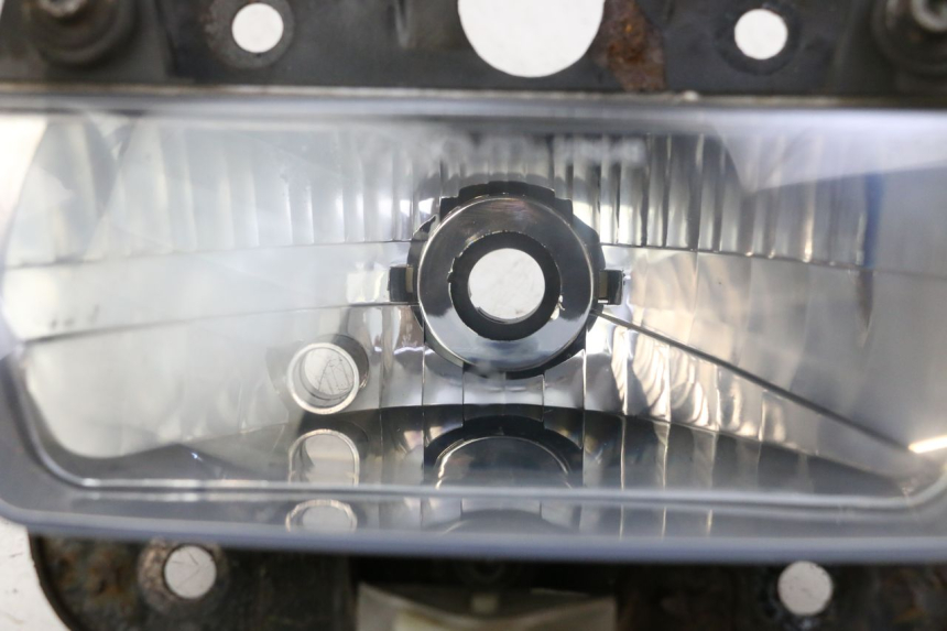 photo de PHARE AVANT BMW C1 125 (2000 - 2003)
