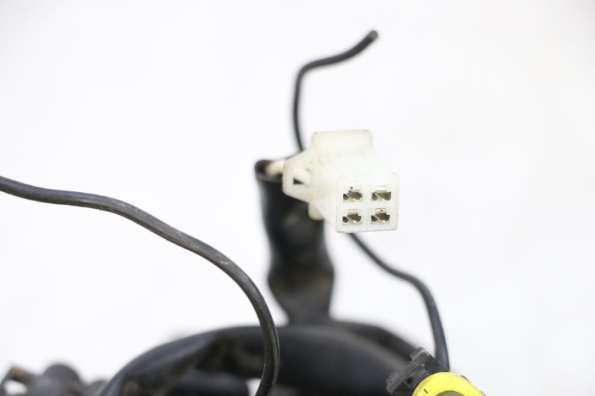 photo de PHARE AVANT MAG POWER BOMBERS 4T 50 (2016 - 2026) - Angle alternatif