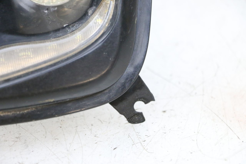 photo de PHARE AVANT MBK BOOSTER SPIRIT 50 (2004 - 2017) - Vue rapprochée