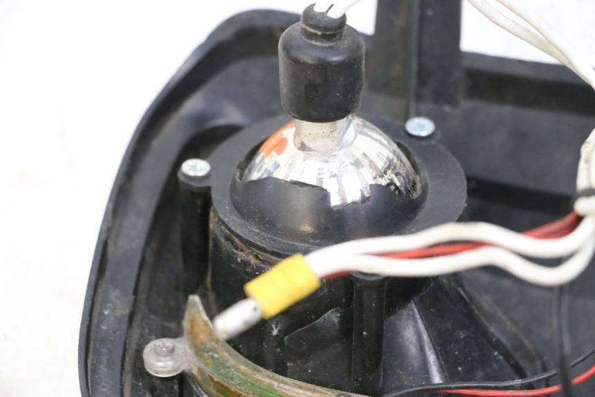 photo de PHARE AVANT MBK BOOSTER SPIRIT 50 (2004 - 2017) - Points de fixation