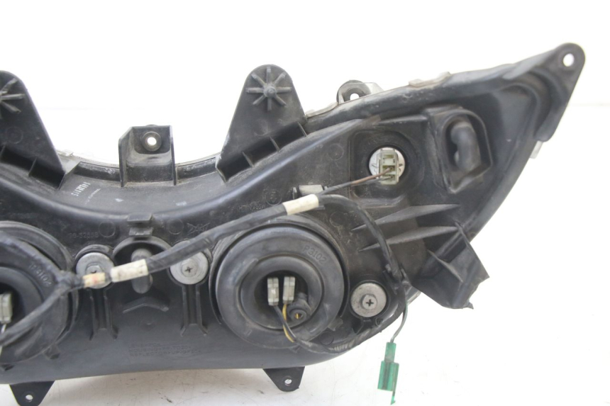 photo de PHARE AVANT SUZUKI BURGMAN 125 (2015 - 2017)