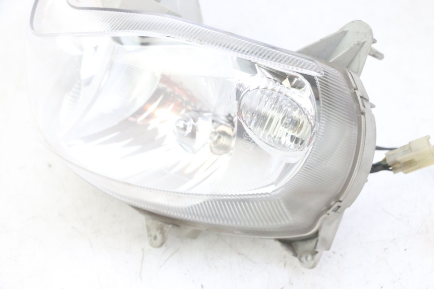 photo de PHARE AVANT SUZUKI BURGMAN 125 (2007 - 2014)