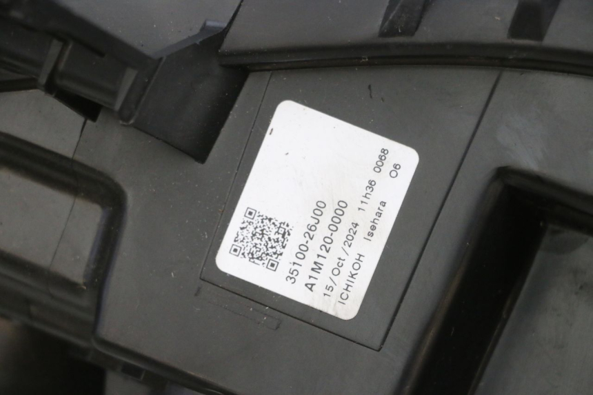 photo de PHARE AVANT SUZUKI BURGMAN 650 (2013 - 2020)