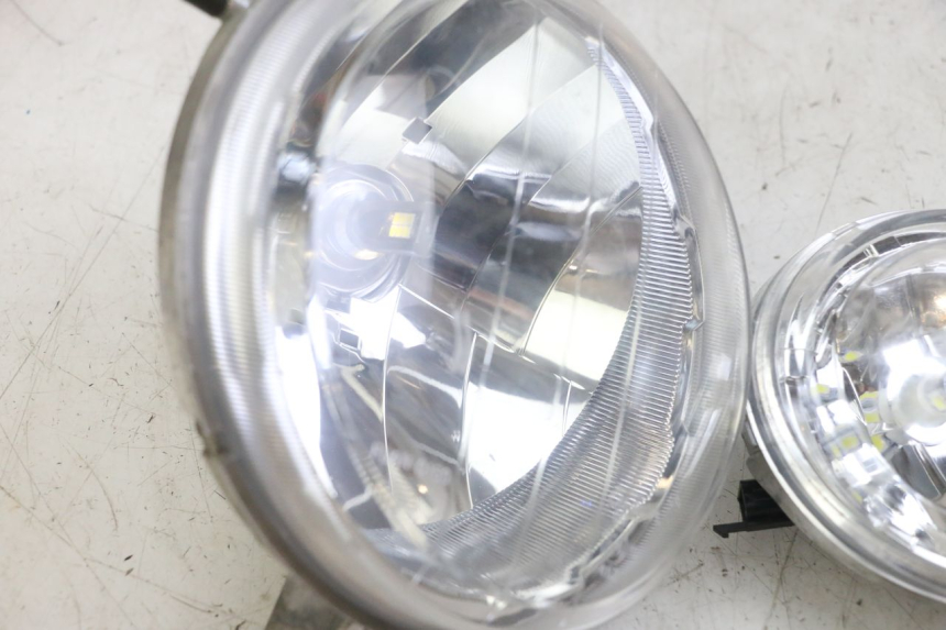 photo de PHARE AVANT YAMAHA BW'S BWS 125 (2010 - 2013)
