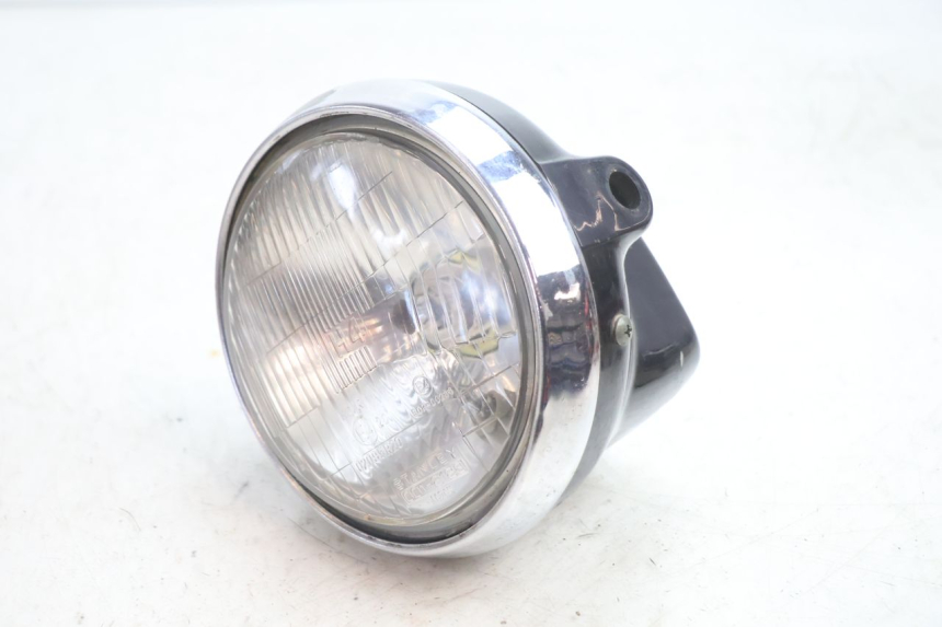 photo de PHARE AVANT HONDA CB TWO FIFTY 250 (1991 - 2002) - Gros plan technique