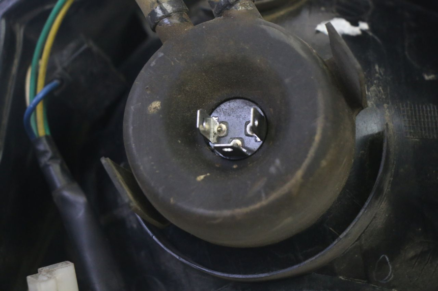 photo de PHARE AVANT HONDA CBF 125 (2009 - 2015)