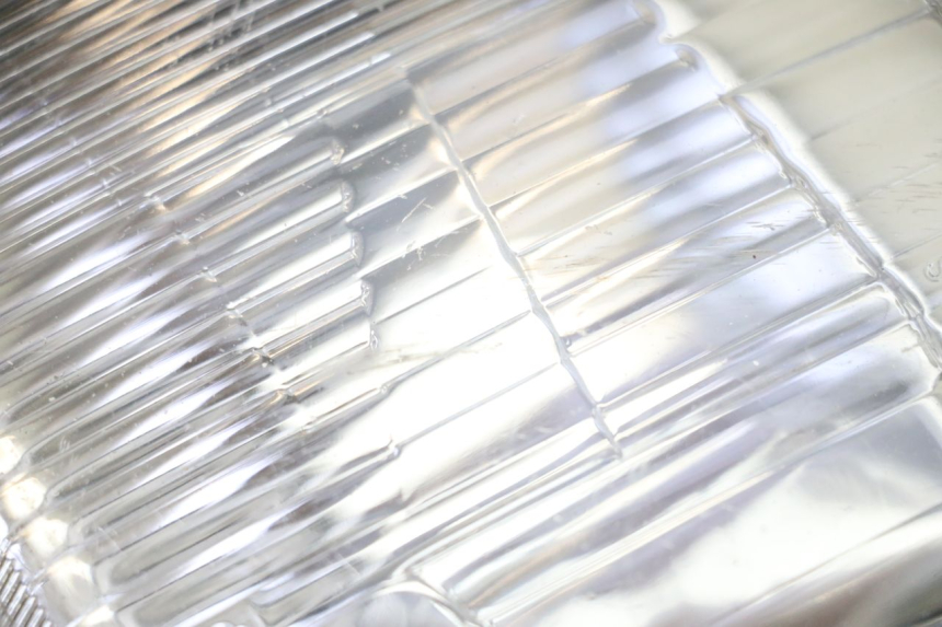 photo de PHARE AVANT HONDA CBR F SC25 1000 (1989 - 1992)