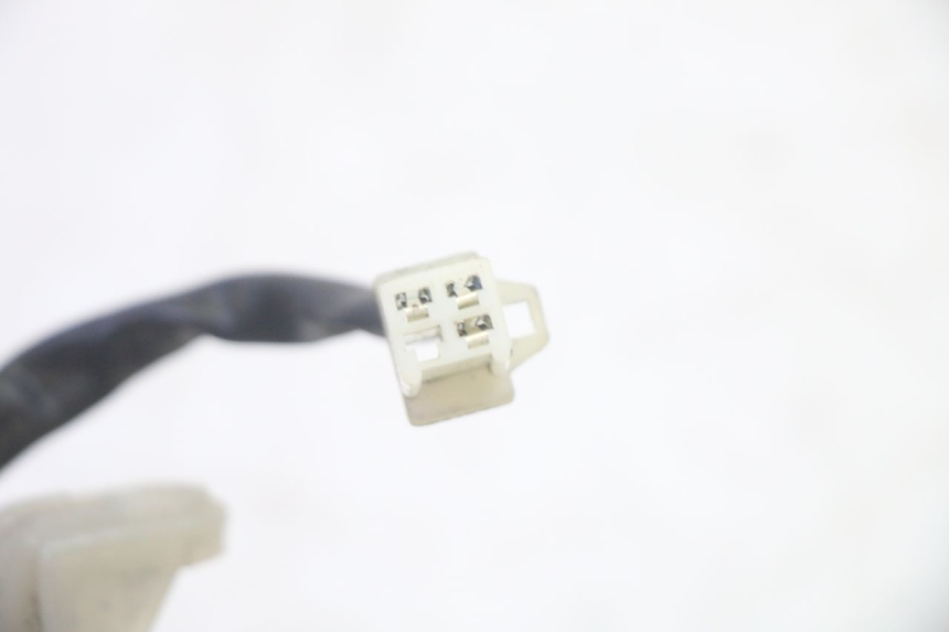 photo de PHARE AVANT PEUGEOT DJANGO 4T 50 (2014 - 2019) - Points de fixation