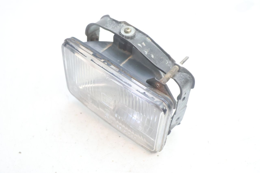 photo de PHARE AVANT SUZUKI DR S 600 (1985 - 1989) - Zoom état d’usage