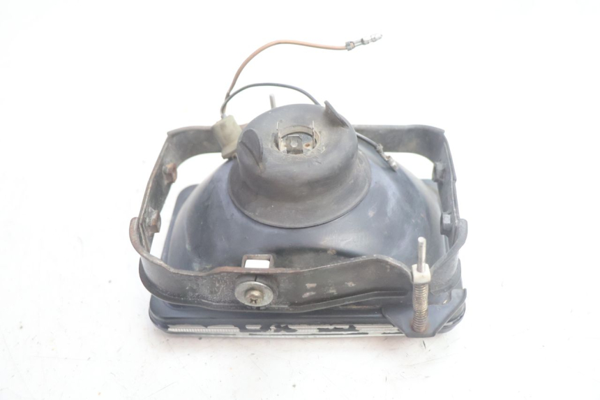 photo de PHARE AVANT SUZUKI DR S 600 (1985 - 1989) - Points de fixation