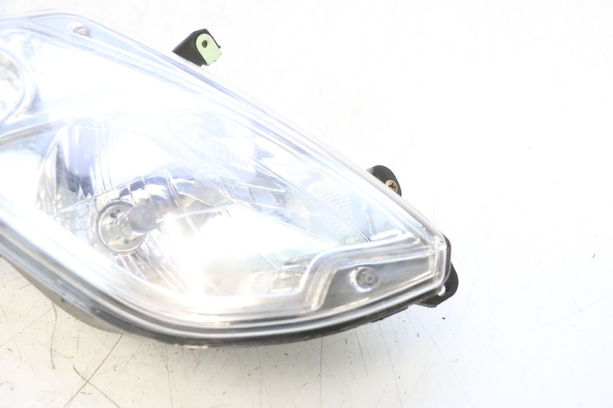 photo de PHARE AVANT DROIT PEUGEOT CITYSTAR 2T 50 (2018 - 2021) - Zoom état d’usage