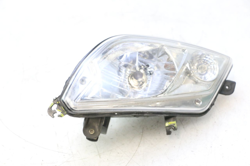 photo de PHARE AVANT DROIT PEUGEOT CITYSTAR 2T 50 (2018 - 2021) - Détail de la pièce