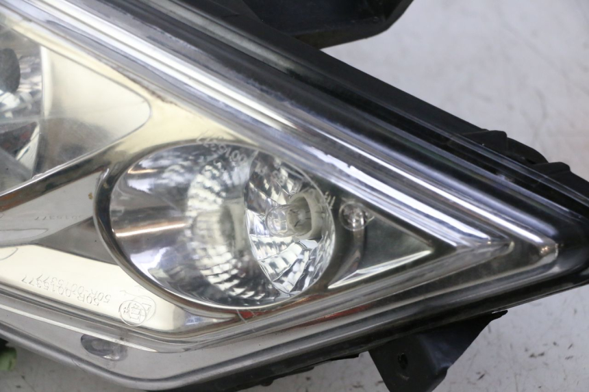 photo de PHARE AVANT DROIT PEUGEOT CITYSTAR 50 (2013 - 2017)