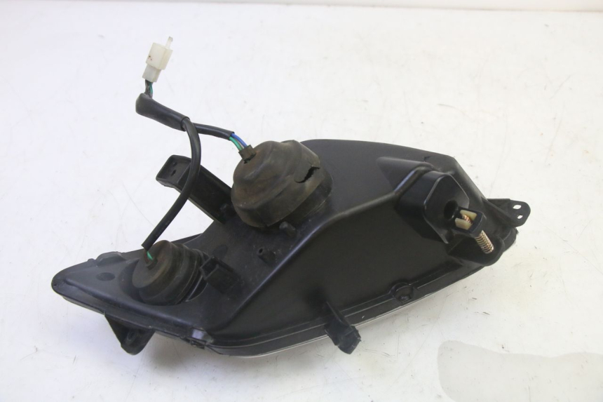 photo de PHARE AVANT DROIT PEUGEOT CITYSTAR 50 (2013 - 2017) - Vue d’ensemble