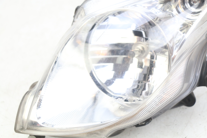photo de PHARE AVANT DROIT HONDA FJS SILVERWING SILVER WING 400 (2009 - 2016)