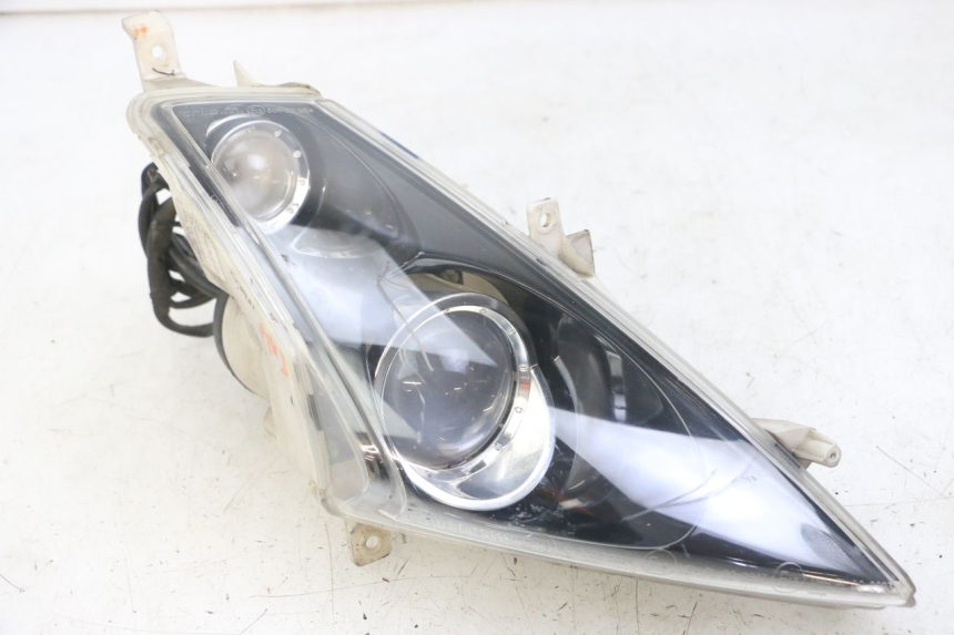 photo de PHARE AVANT DROIT PEUGEOT JET FORCE CARBU 50 (2003 - 2016)