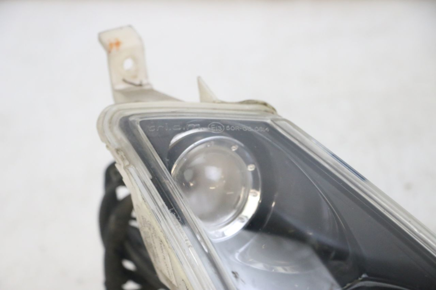 photo de PHARE AVANT DROIT PEUGEOT JET FORCE CARBU 50 (2003 - 2016)
