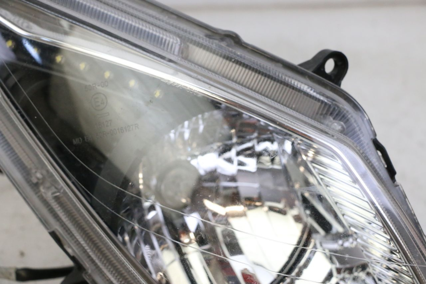 photo de PHARE AVANT DROIT SYM JOYMAX 125 (2010 - 2017)
