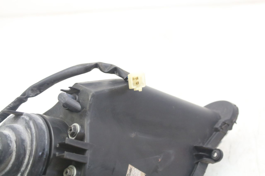 photo de PHARE AVANT DROIT PEUGEOT GEOPOLIS RS 125 (2007 - 2009)