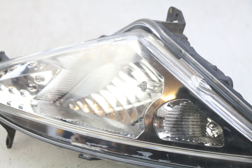 photo de PHARE AVANT DROIT PEUGEOT SPEEDFIGHT 3 AIR 50 (2009 - 2015)