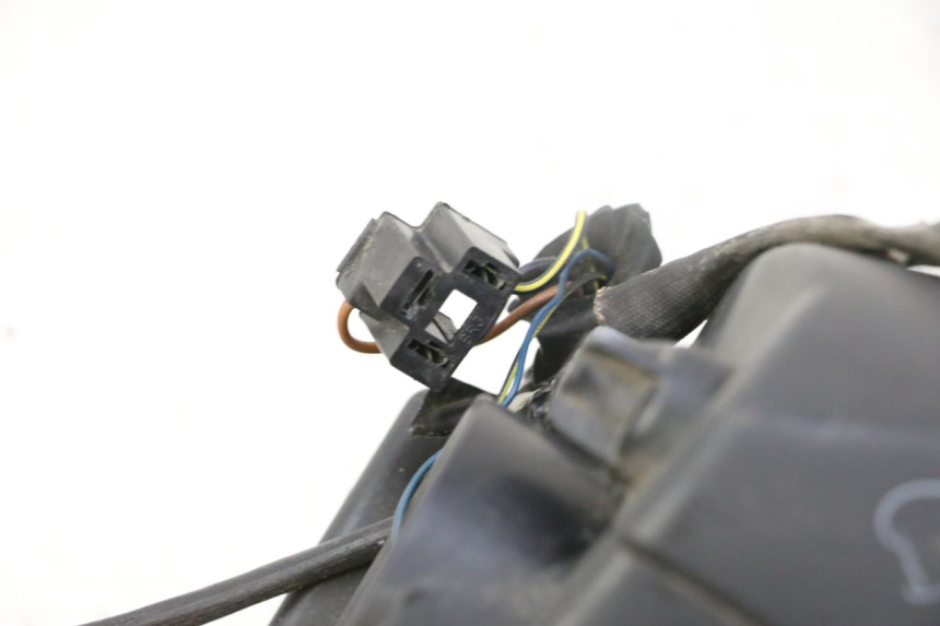 photo de PHARE AVANT DROIT PEUGEOT SATELIS 125 (2013 - 2018)