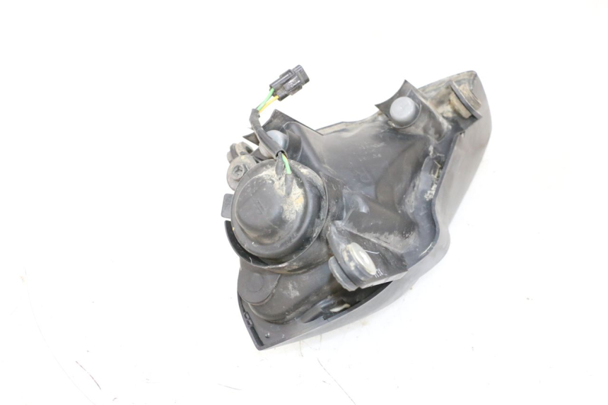 photo de PHARE AVANT DROIT YAMAHA YFM R RAPTOR 250 (2008 - 2014) - Zoom état d’usage