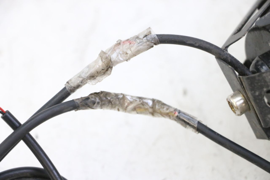 photo de PHARE AVANT URBANGLIDE E-CROSS PRO 1