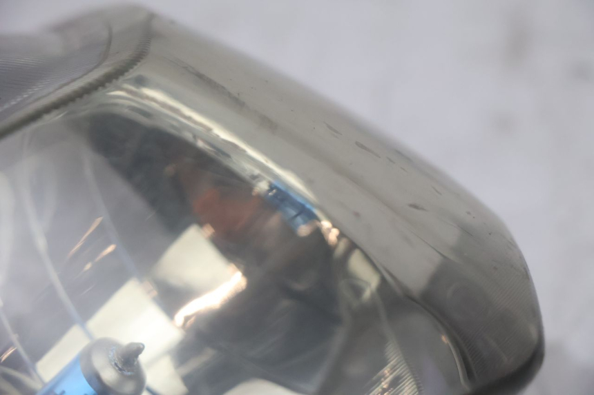photo de PHARE AVANT JM MOTORS EVOLIS 4T 50 (2018 - 2022) - Détail de la pièce
