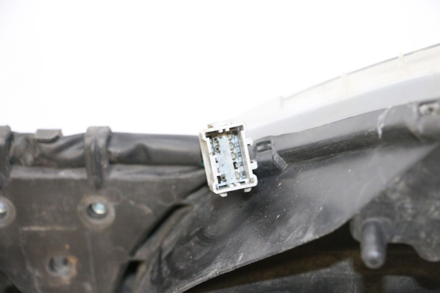 photo de PHARE AVANT HONDA FES S-WING SWING ABS 125 (2007 - 2015)