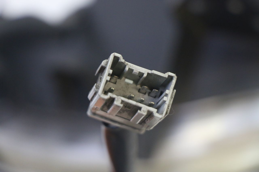 photo de PHARE AVANT HONDA FES S-WING SWING ABS 125 (2007 - 2015)