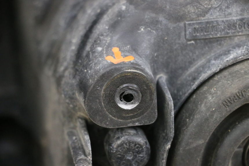 photo de PHARE AVANT YAMAHA FJR ABS 1300 (2006 - 2012) - Vue rapprochée