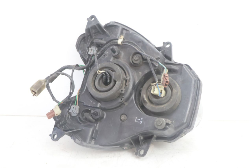 photo de PHARE AVANT HONDA FJS SILVER WING SILVERWING 400 (2005 - 2008) - Points de fixation