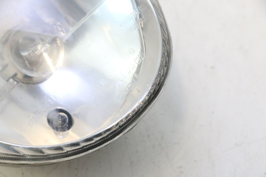 photo de PHARE AVANT PIAGGIO FLY 2T 50 (2004 - 2017) - Zoom état d’usage