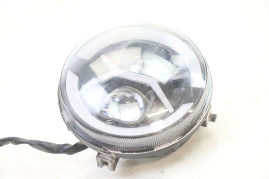photo de PHARE AVANT VENESI FLY RETRO 4T 50 (2020 - 2025)