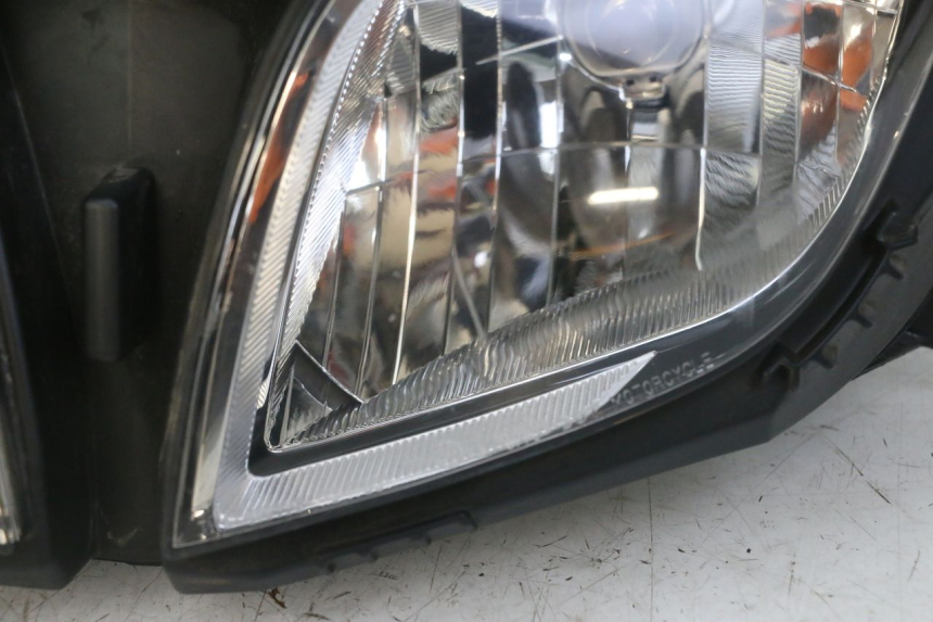 photo de PHARE AVANT HONDA FORZA ABS 300 (2013 - 2019)