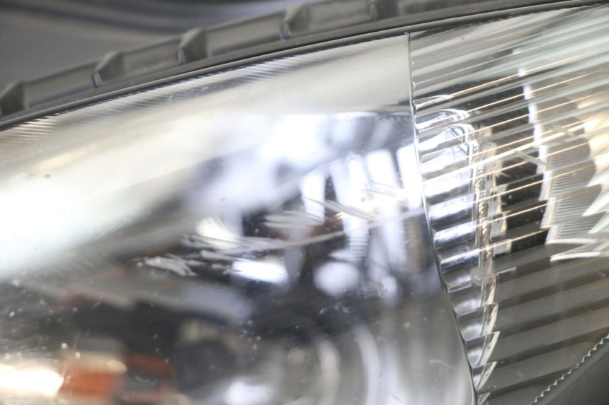 photo de PHARE AVANT YAMAHA FZ6 FAZER S2 600 (2007 - 2011)