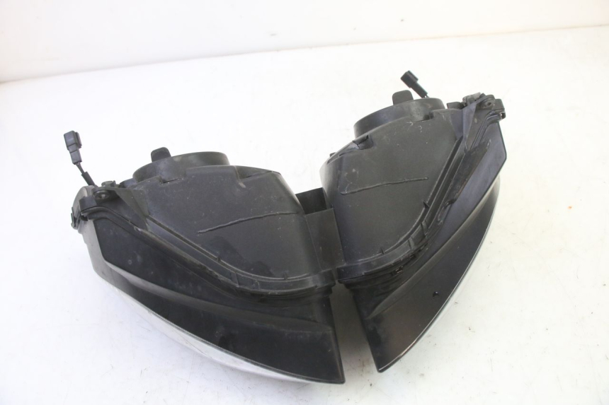 photo de PHARE AVANT YAMAHA FZ6 FAZER S2 600 (2007 - 2011)