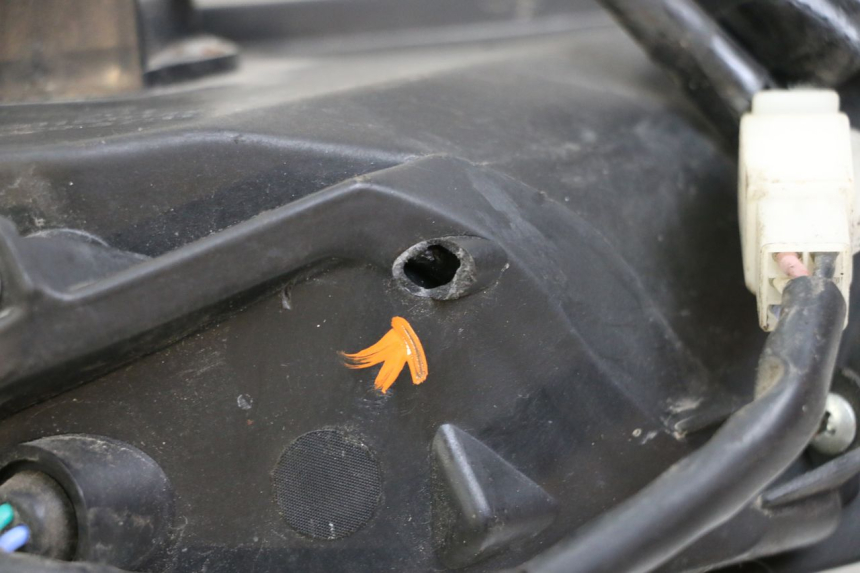 photo de PHARE AVANT GAUCHE NECO GPX LC 2T 50 (2014 - 2018)