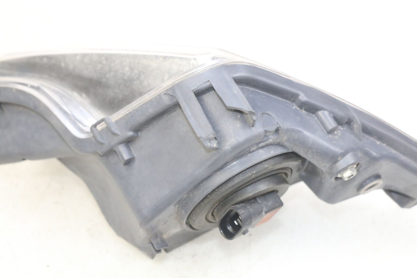 photo de PHARE AVANT GAUCHE PEUGEOT SPEEDFIGHT 3 AIR 50 (2009 - 2015)