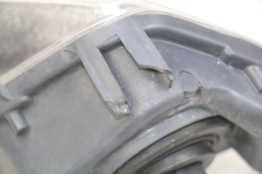 photo de PHARE AVANT GAUCHE PEUGEOT SPEEDFIGHT 3 AIR 50 (2009 - 2015)