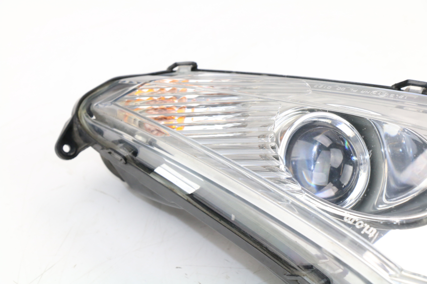 photo de PHARE AVANT GAUCHE PEUGEOT SATELIS COMPRESSOR K15 125 (2006 - 2009) - Zoom état d’usage