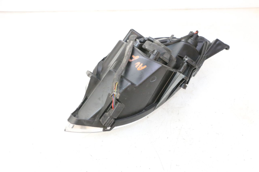 photo de PHARE AVANT GAUCHE PEUGEOT SATELIS 125 (2013 - 2018)